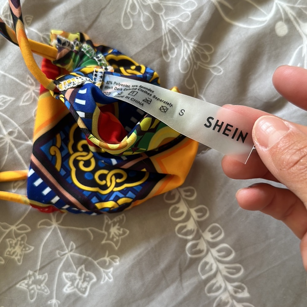 SHEIN Pattern Bikini - Picture 3 of 5